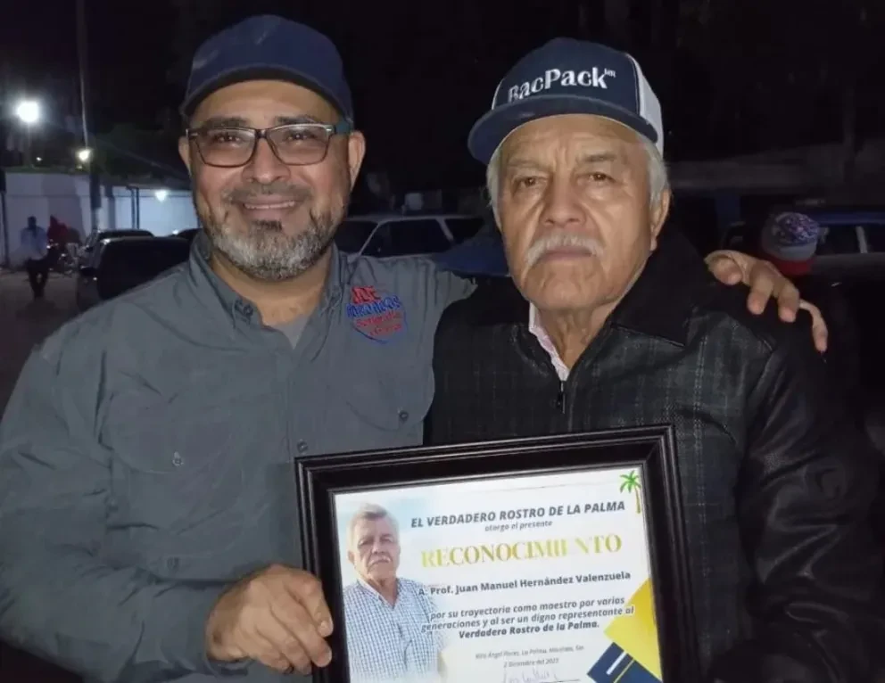 En La Palma reconocen la trayectoria del profesor Juan Manuel Hernández Valenzuela