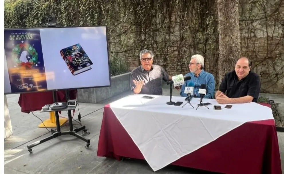 El director de Parques Alegres, Guillermo Espinoza García, el líder de Construyendo Paz, Javier Llausas Magaña y el maestro Miguel Alonso Gutiérrez Bolaño, anuncian la maravillosa obra de teatro “Cuento de Navidad”.