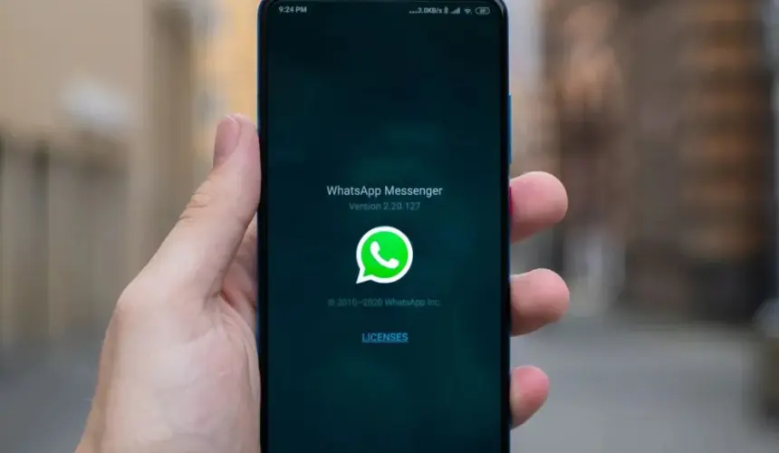 La aplicación de WhatsApp explicó que añadió esta función con el objetivo de sumar una capa adicional de privacidad a los mensajes.