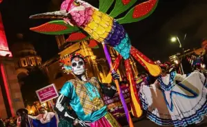 Centro Histórico de Toluca se Iluminó con el primer festival internacional de arte y tradición