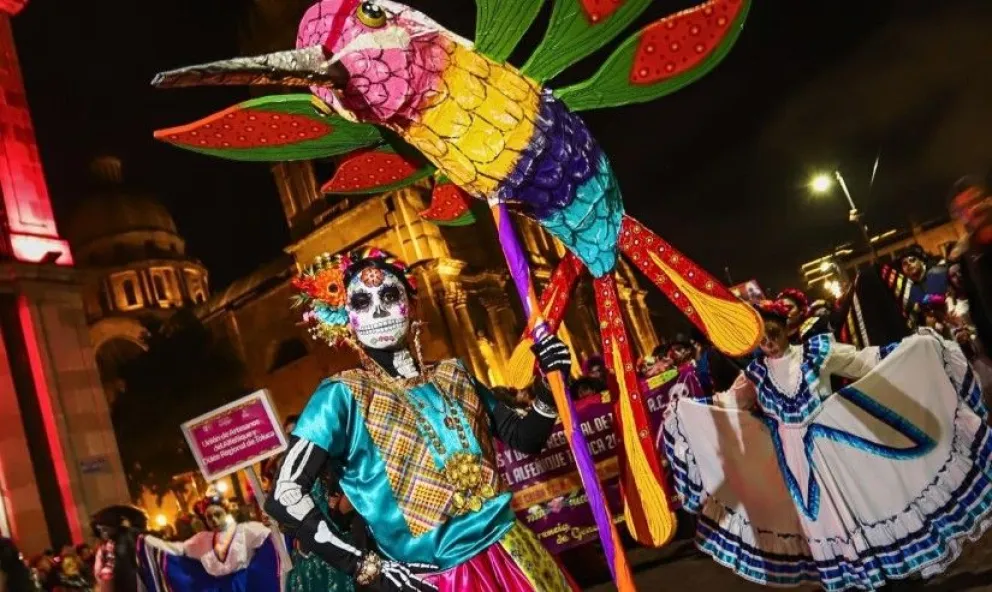 Centro Histórico de Toluca se Iluminó con el primer festival internacional de arte y tradición