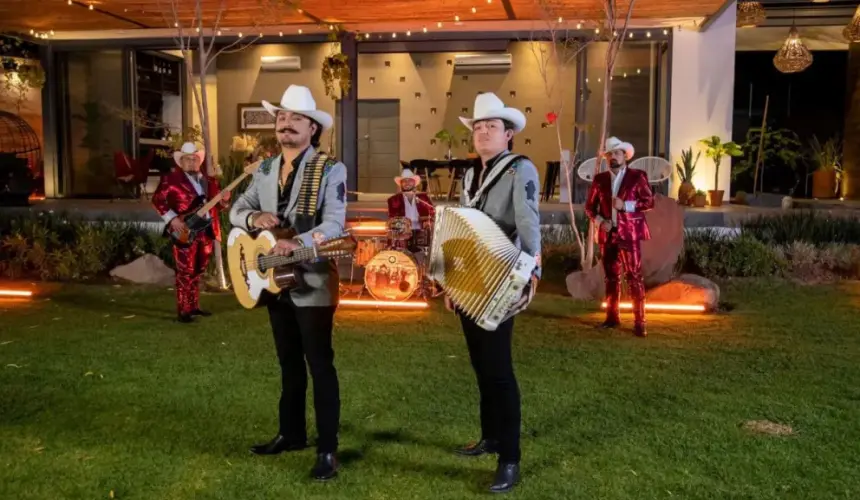 Los Dos Carnales darán concierto en la Feria Ganadera Huimilpan 2023. Foto: Cortesía