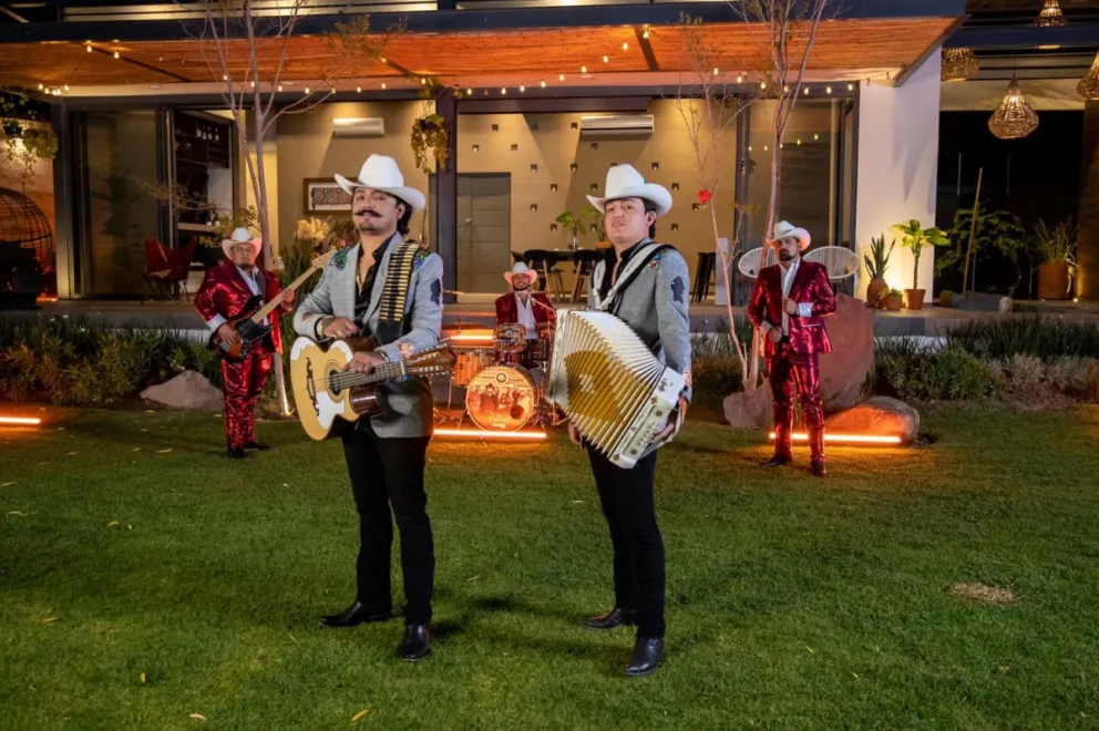 Los Dos Carnales darán concierto en la Feria Ganadera Huimilpan 2023. Foto: Cortesía