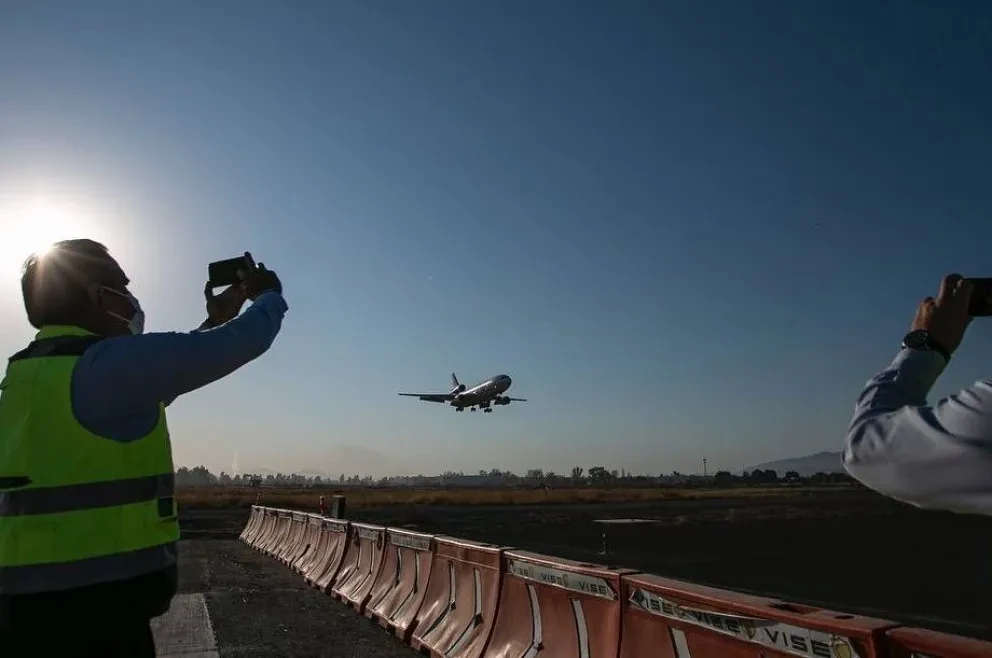 l Aeropuerto de Guadalajara tiene 31 conexiones aéreas con destinos nacionales, 22 de Estados Unidos, 1 en Canadá, 2 en Latinoamérica y 1 en Europa