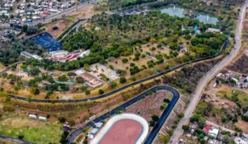 En el año de 1987 se colocó la primera piedra para iniciar con el proyecto que años después formaría parte de los parques más visitados de Sinaloa y fue hasta el 20 de diciembre de 1989 cuando se realizó el evento de inauguración del espacio turístico.