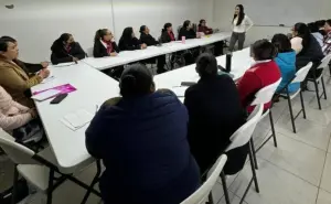 Becas de 10 mil pesos para mujeres que quieran capacitarse como ejecutivas de transporte público en Querétaro