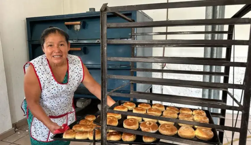 Buscan que mujeres de Querétaro puedan autoemplearse. Foto: Cortesía