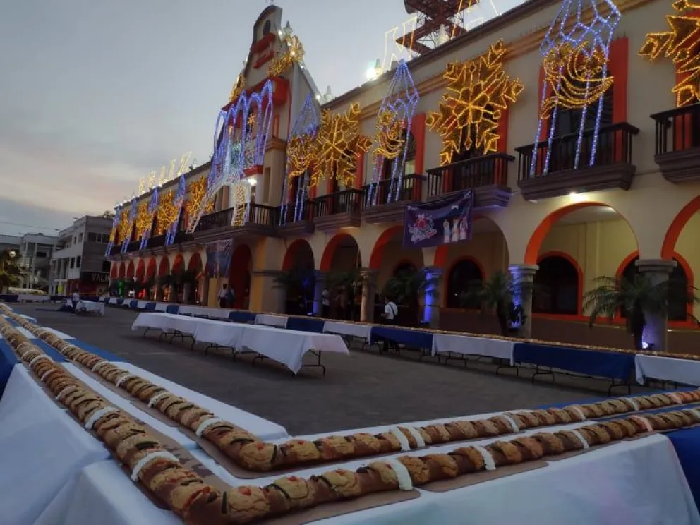 Tehuacán y Ajalpan festejarán el Día de Reyes con mega rosca de 500 metros, tendrá 15 mil muñecos.