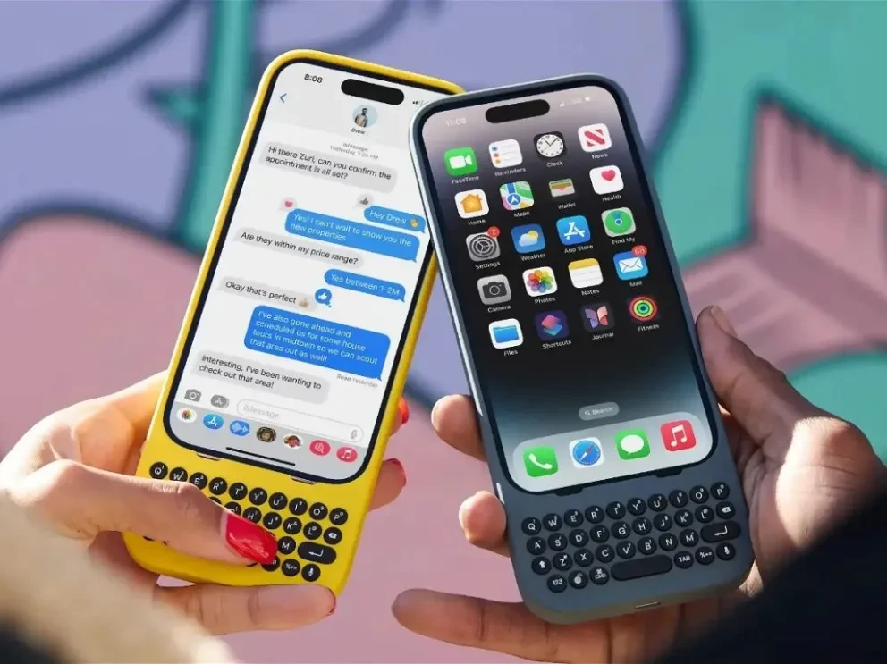 ¿Nostalgia de los botones? Esta original funda de iPhone 15 incluye un teclado estilo BlackBerry