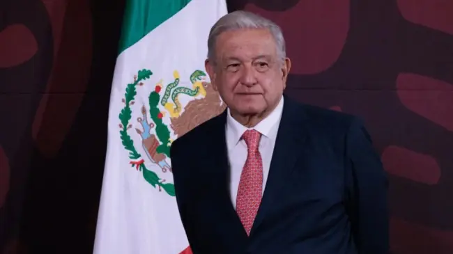 AMLO.