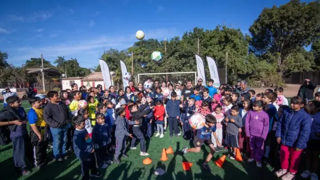 En Tepuche están muy felices porque ya tienen cancha deportiva
