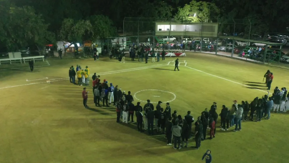  Liga Municipal de Softbol Parque Culiacán Nallely Pérez Amézquita.