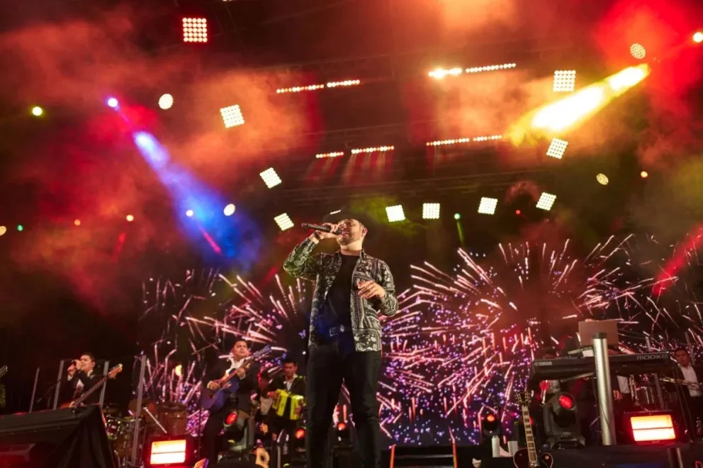 Edén Muñóz estará en el cierre del Carnaval de Guamúchil 2024. Foto: Cortesía
