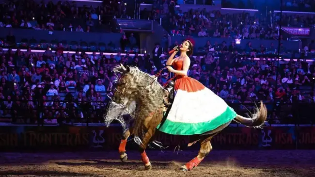 Ángela Aguilar entre los artistas que se presentará en el Carnaval de Jalos 2024. Foto: Cortesía