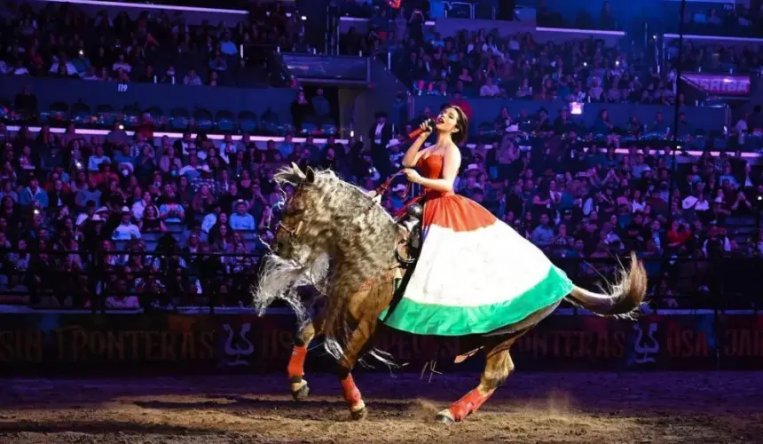 Ángela Aguilar entre los artistas que se presentará en el Carnaval de Jalos 2024. Foto: Cortesía