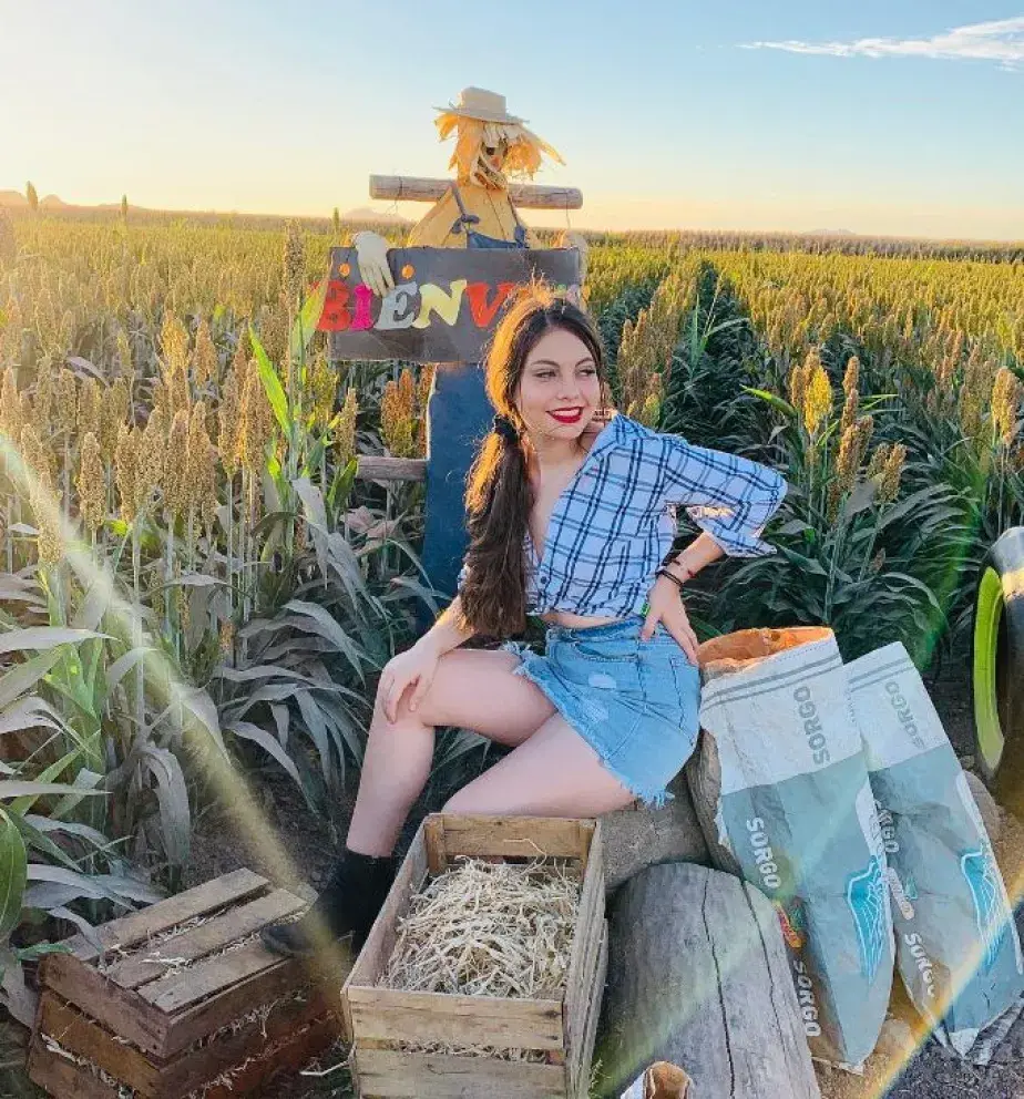 Annelys Gallardo, la joven modelo que desde Navolato persigue sus sueños entre la moda y la ciencia