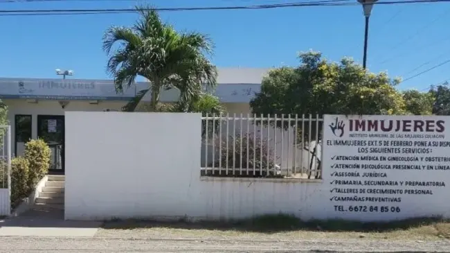 El CESAVVI se ubica en la calle José María Patoni, esquina con Juan Cabada S/N en la colonia 5 de Febrero.