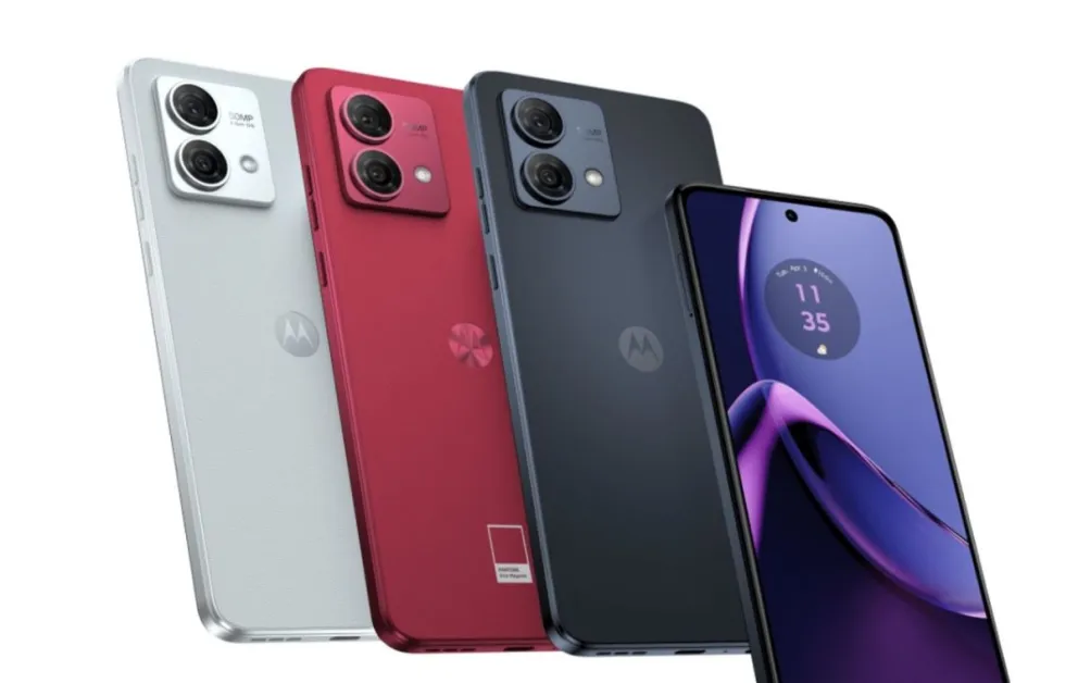 El smartphone Motorola Moto G84 tiene buen rendimiento de pantalla. Foto: Cortesía