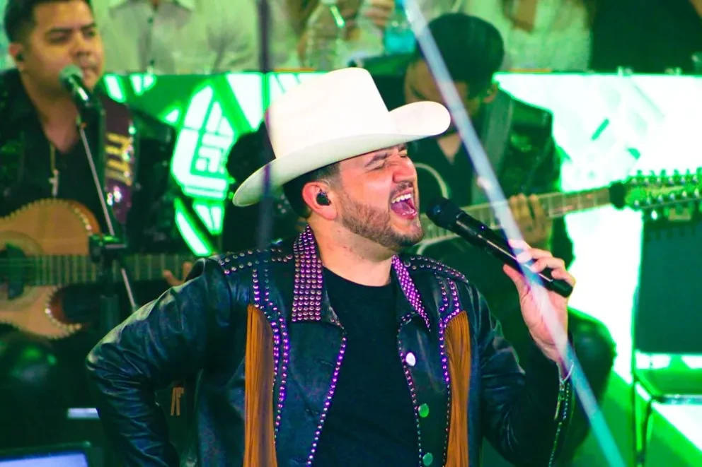 Edén Muñoz se presentará en el Carnaval de Guamúchil 2024.