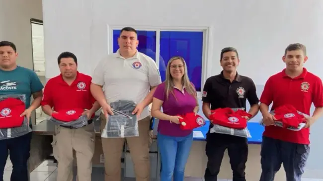 Los bomberos agradecieron el gran apoyo brindado por parte de gobierno municipal.