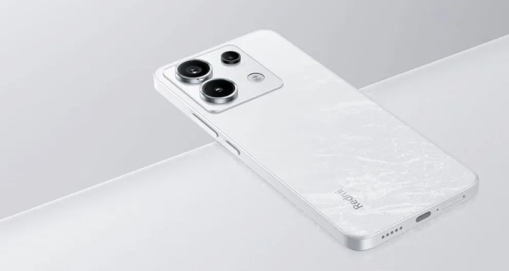 El smartphone Xiaomi Redmi Note 13 Pro trae pantalla AMOLED. Foto: Cortesía