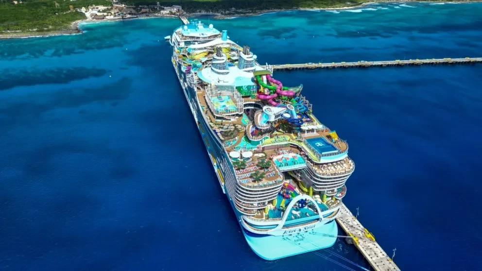 Así fue la llegada del barco más grande del mundo a Quintana Roo