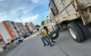 Jornada de descacharrización en la colonia Hacienda del Valle en Culiacán