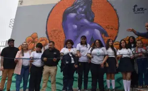Inauguran mural contra la violencia de las mujeres en la prepa Allende de Culiacán
