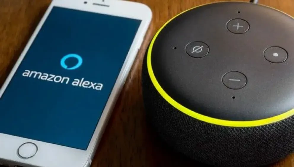 Igualmente, puedes preguntarle a Alexa que significa su luz en caso de tener una duda. Foto: ALAMY