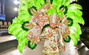 En Guamúchil ya inició el Carnaval y coronaron a su Rey de la Alegría