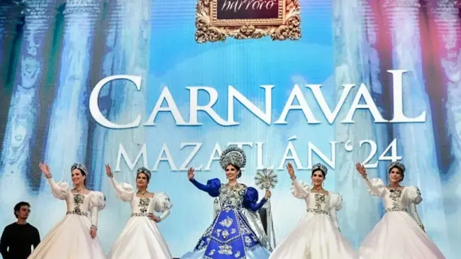Carnaval Mazatlán 2024. Siu Ling I es coronada Reina de los Juegos Florales.