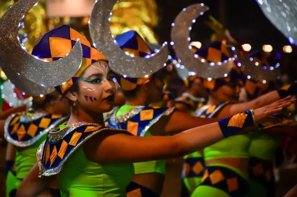 Se espera que nuevamente desfilen las carrozas de las reinas del carnaval. Foto: Cortesía