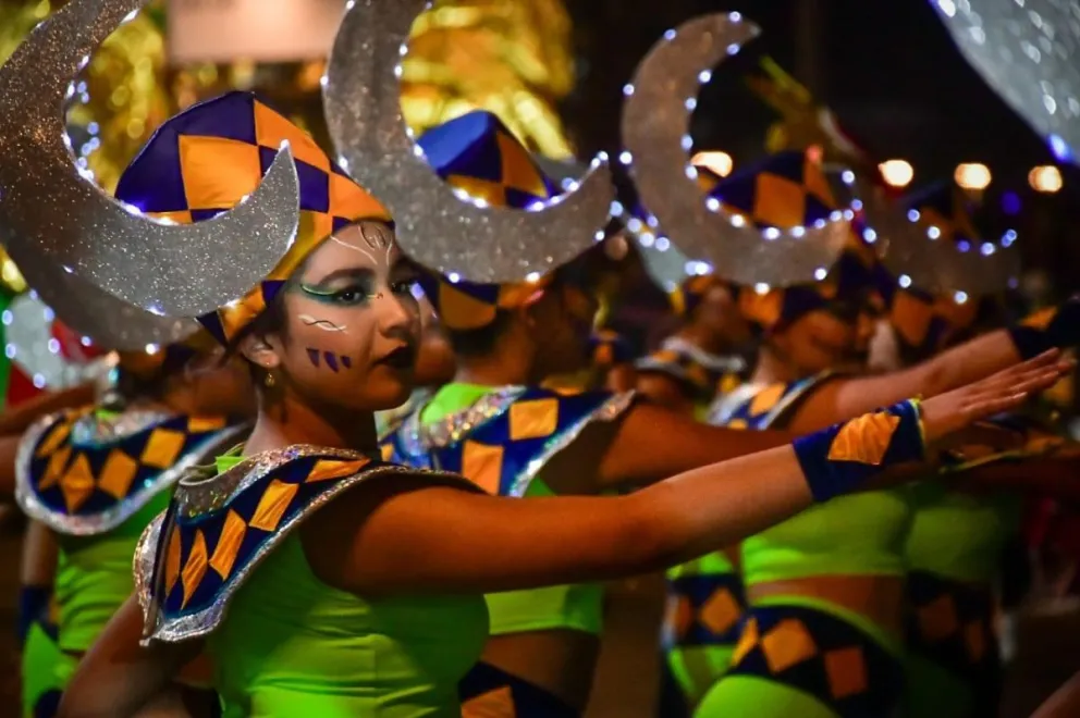 Se espera que nuevamente desfilen las carrozas de las reinas del carnaval. Foto: Cortesía 