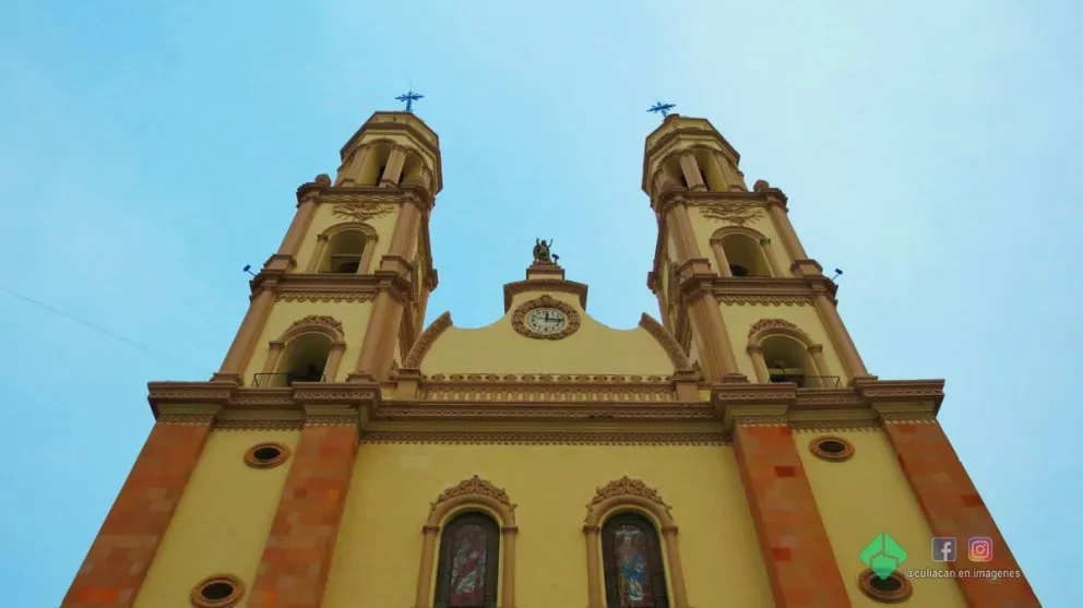 En Sinaloa, los relojes monumentales marcan las historias como fieles guardianes del tiempo