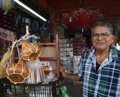 Don Rubén es el vendedor de Ayales con una tradición curativa en pleno centro de Culiacán