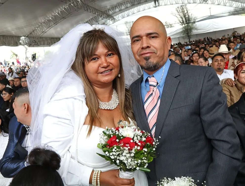 Mil 845 parejas se casan el Día de San Valentín en Nuevo León con el programa Matrimonios Colectivos. Foto: Cortesía