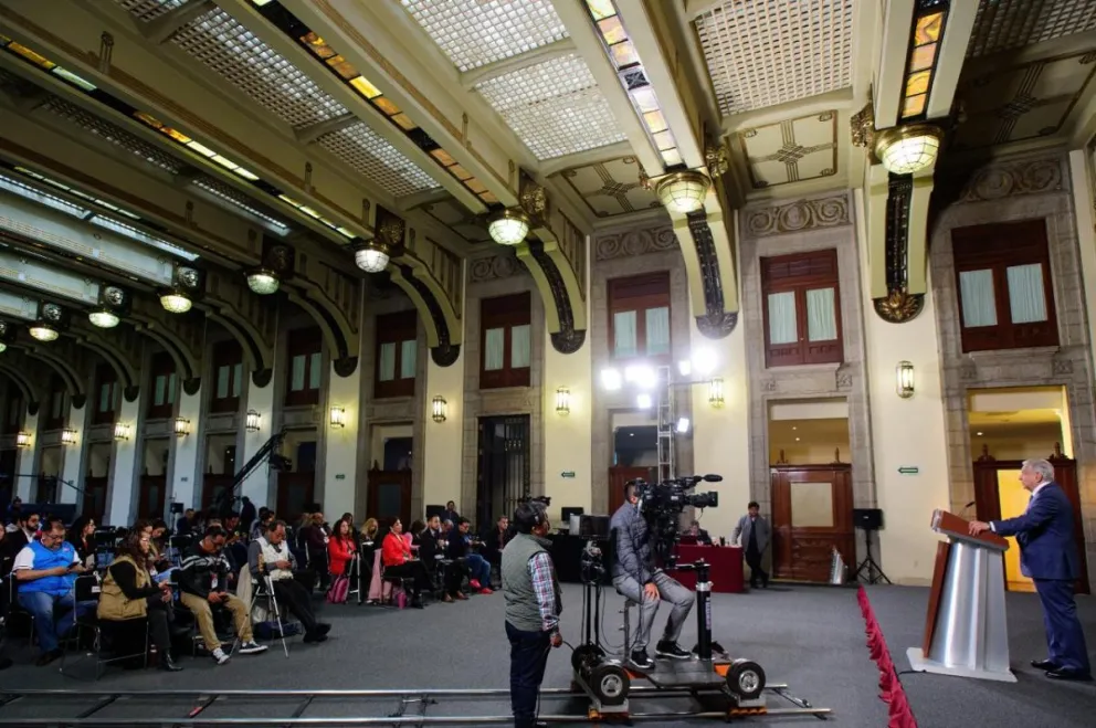 AMLO, durante su conferencia de prensa de este 14 de febrero del 2014.