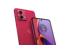 Elektra pone el smartphone Motorola Moto G82 con casi 2 mil pesos de rebaja; diseño de lujo con acabado de cuero vegano 