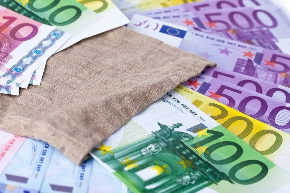 Precio del euro en México este jueves 15 de febrero. Foto: Unplash