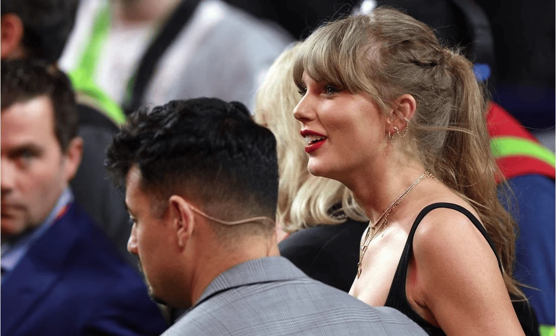 Taylor Swift dona 100 mil dólares a familia de víctima de tiroteo en Chiefs