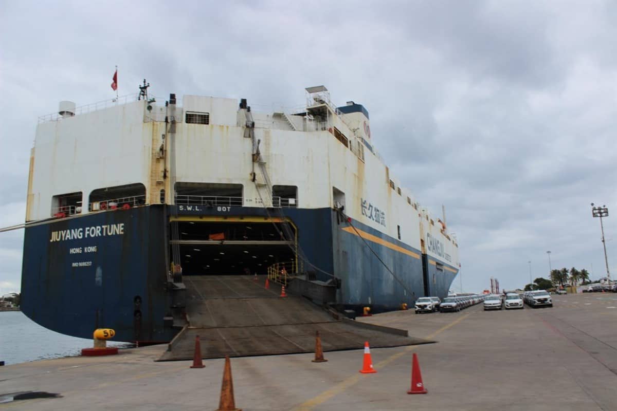 Aumenta carga portuaria de automóviles en Mazatlán