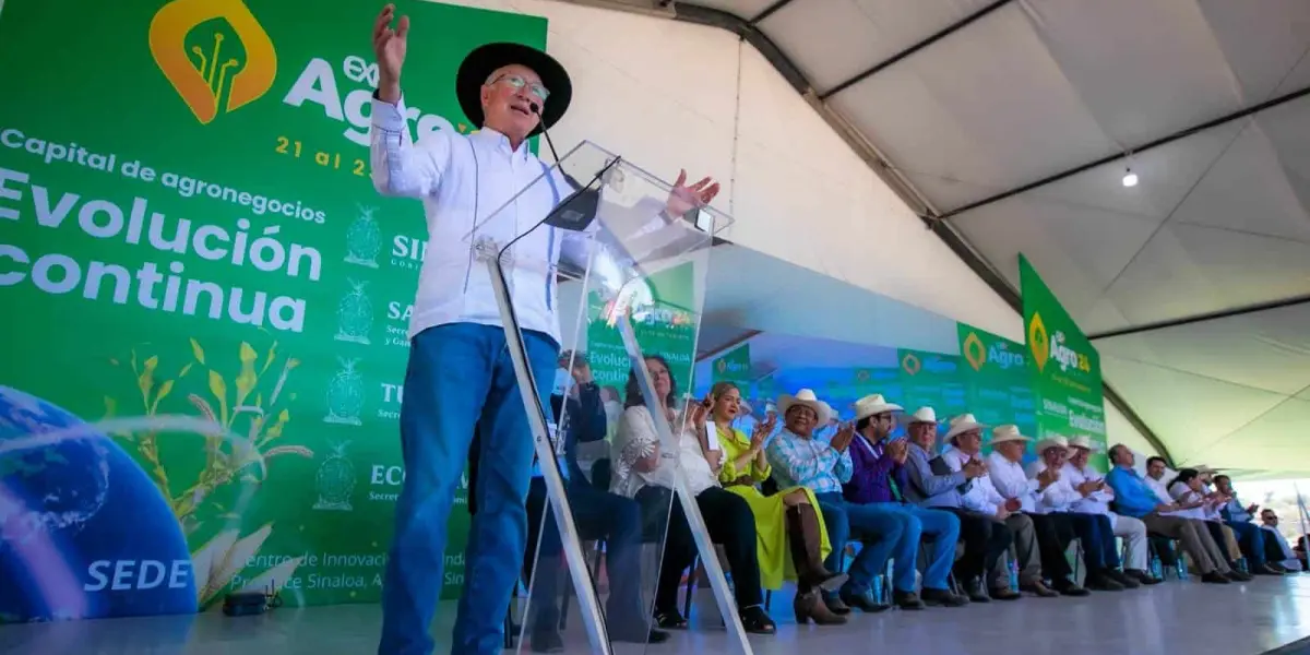 Ken Salazar durante su discurso en la Expo Agro Sinaloa 2024.