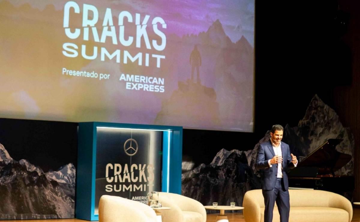 Oso Trava fue el encargado de reunir a 11 personajes influyentes de los negocios en Cracks Summit. Foto: Cortesía