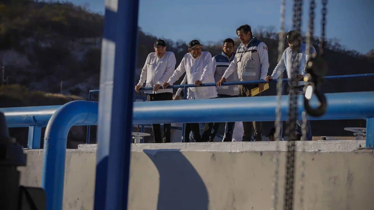 Inaugura AMLO el acueducto Picachos-Concordia.