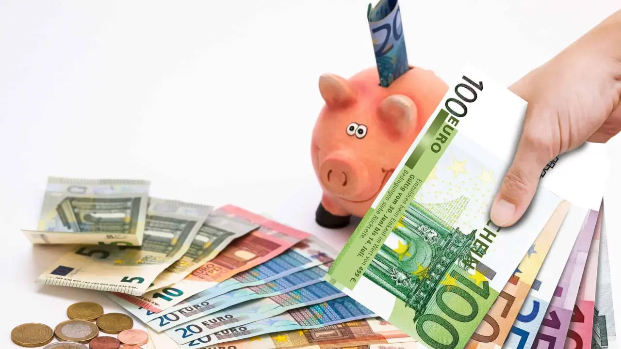 Precio del euro hoy viernes 23 de febrero de 2024 en los bancos de México.
