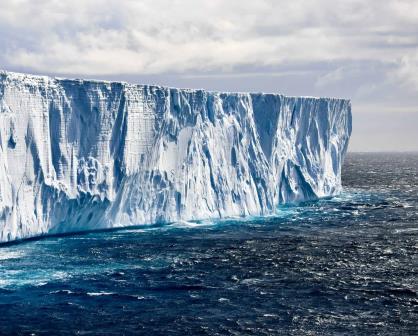 Científicos captan extraños sonidos en el interior de la Antártida