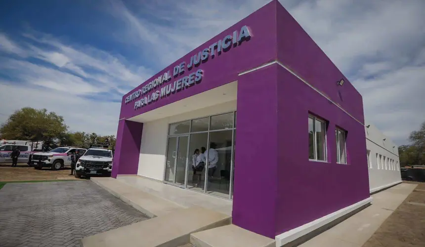 Inauguran en Los Mochis el tercer Centro de Justicia para las Mujeres.