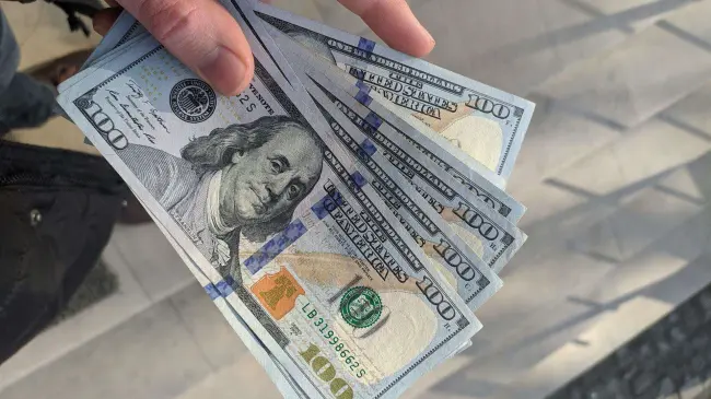 Precio del dólar para hoy jueves 29 de febrero en México. Foto: Unplash