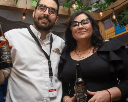 Familia y amigos de Metepec en el primer festival de cerveza y vino