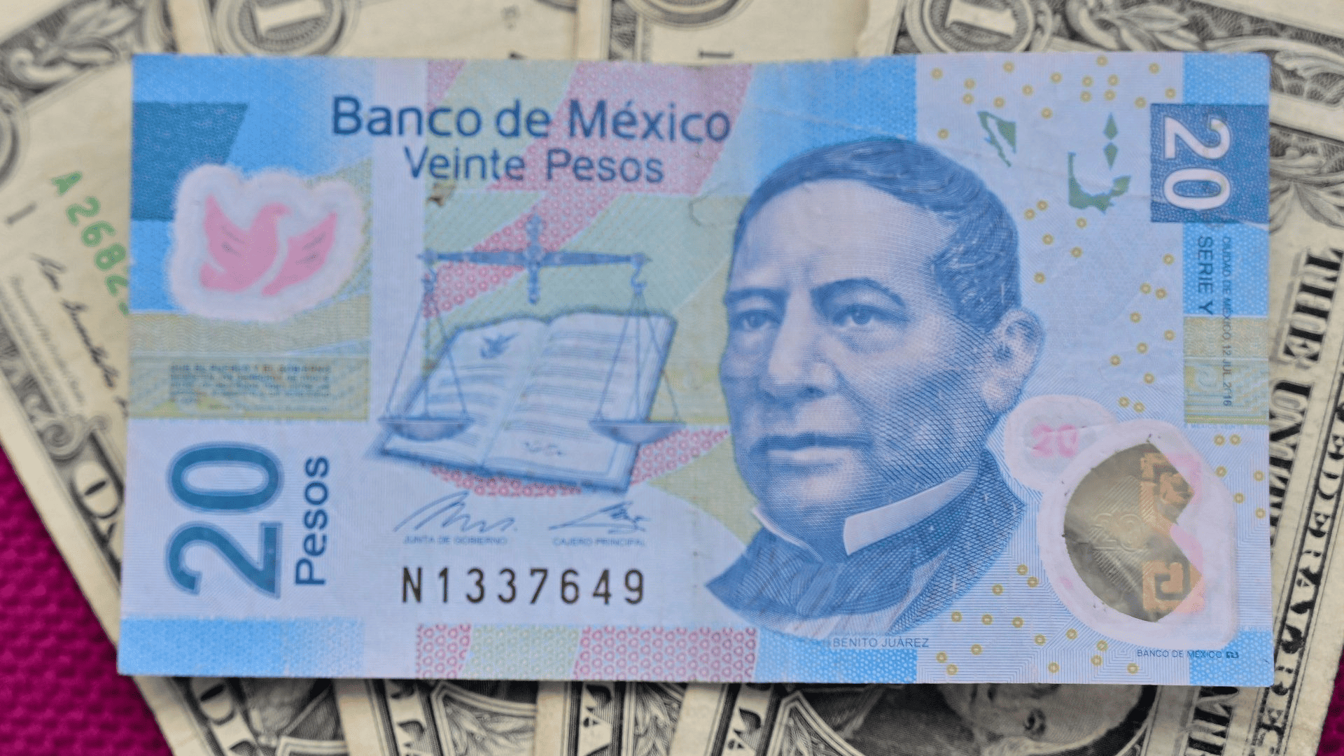 20 pesos mexicanos